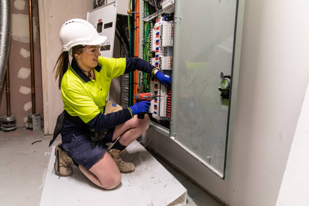 Best Affordable Emergency Electrician  in Kenneth City, FL