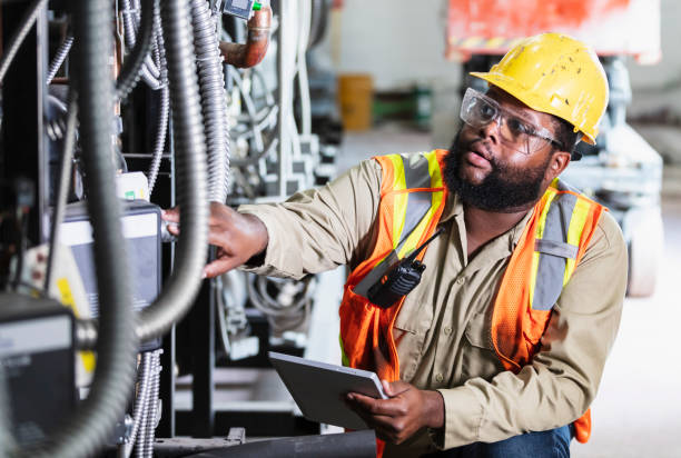 Best Local Electrician Companies  in Kenneth City, FL